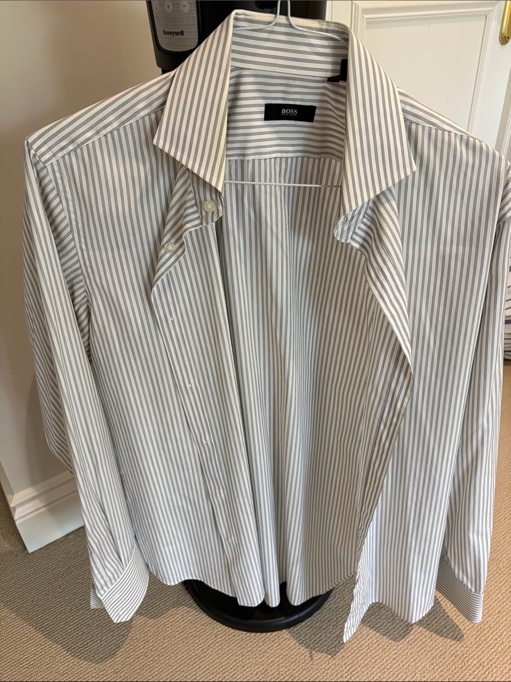 BOSS Men's White and Gray Pinstripe Dress Shirt